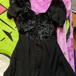 DOLLS KILL DELIAS VELVET DRESS L